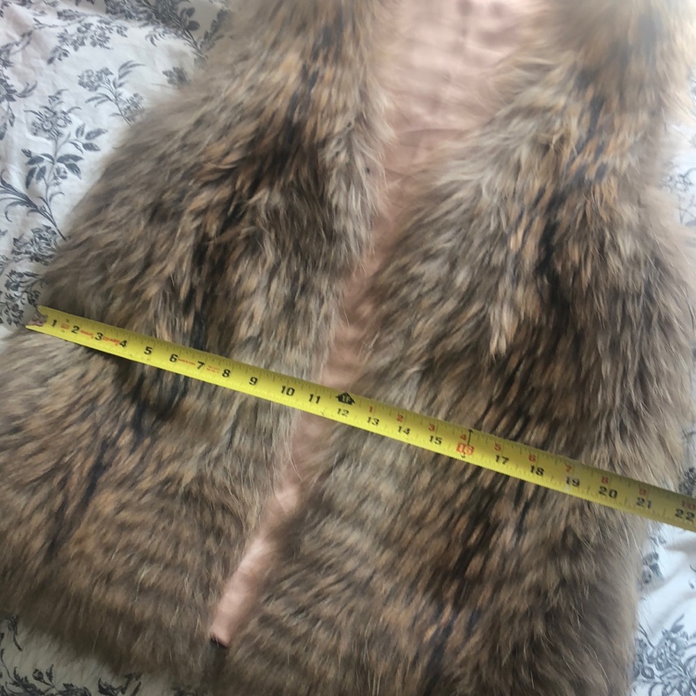 Fur Vest - Picture 7 of 8